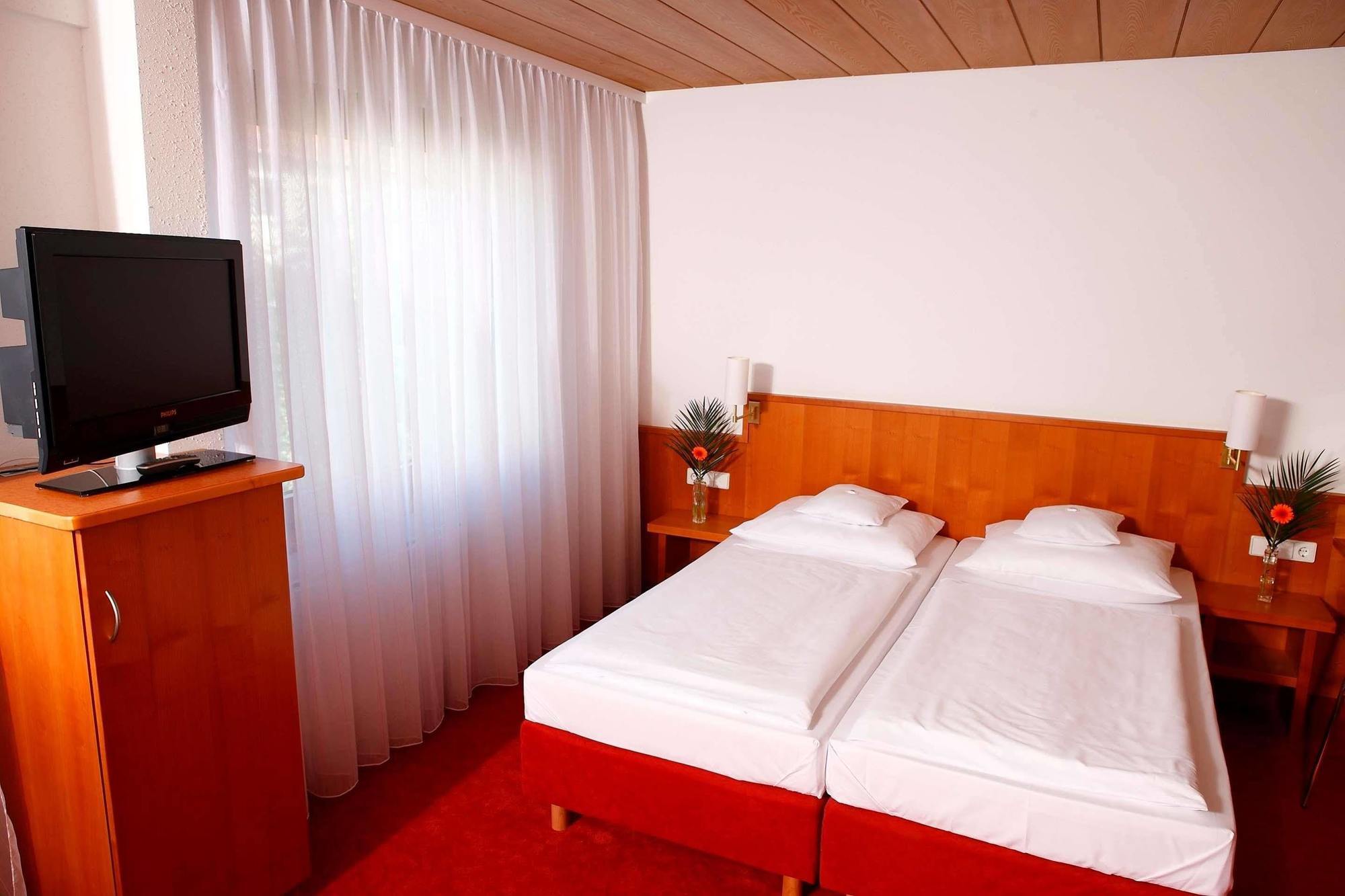 Hotel Stuttgart 21 الغرفة الصورة